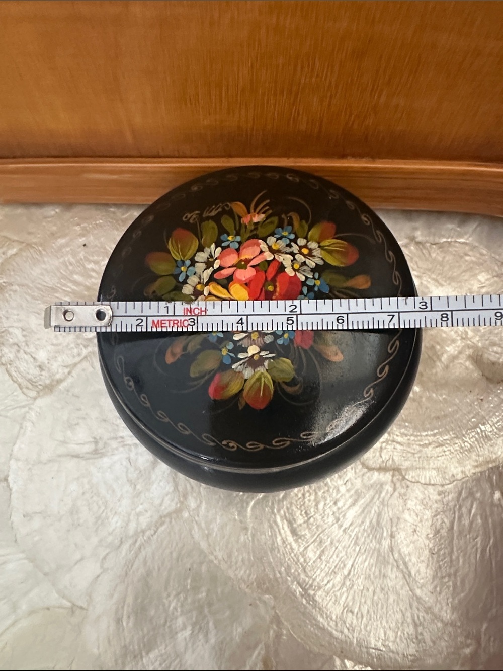 Vintage Russian Black Floral Hand-Painted Trinket Box - Picture 7 of 10